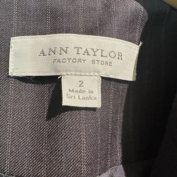 Ann Taylor Factory Store Size 2 Pinstriped Blazer Chocolaty Gray Tan Wool Blend - Picture 3 of 8